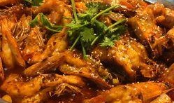 槐店王婆大虾爆料视频,视频爆料背后的美食传奇